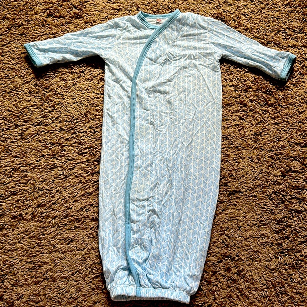 Magnetic Me Gown